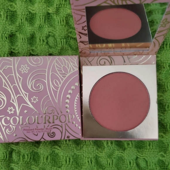 Colourpop bundle ! - Picture 9 of 10